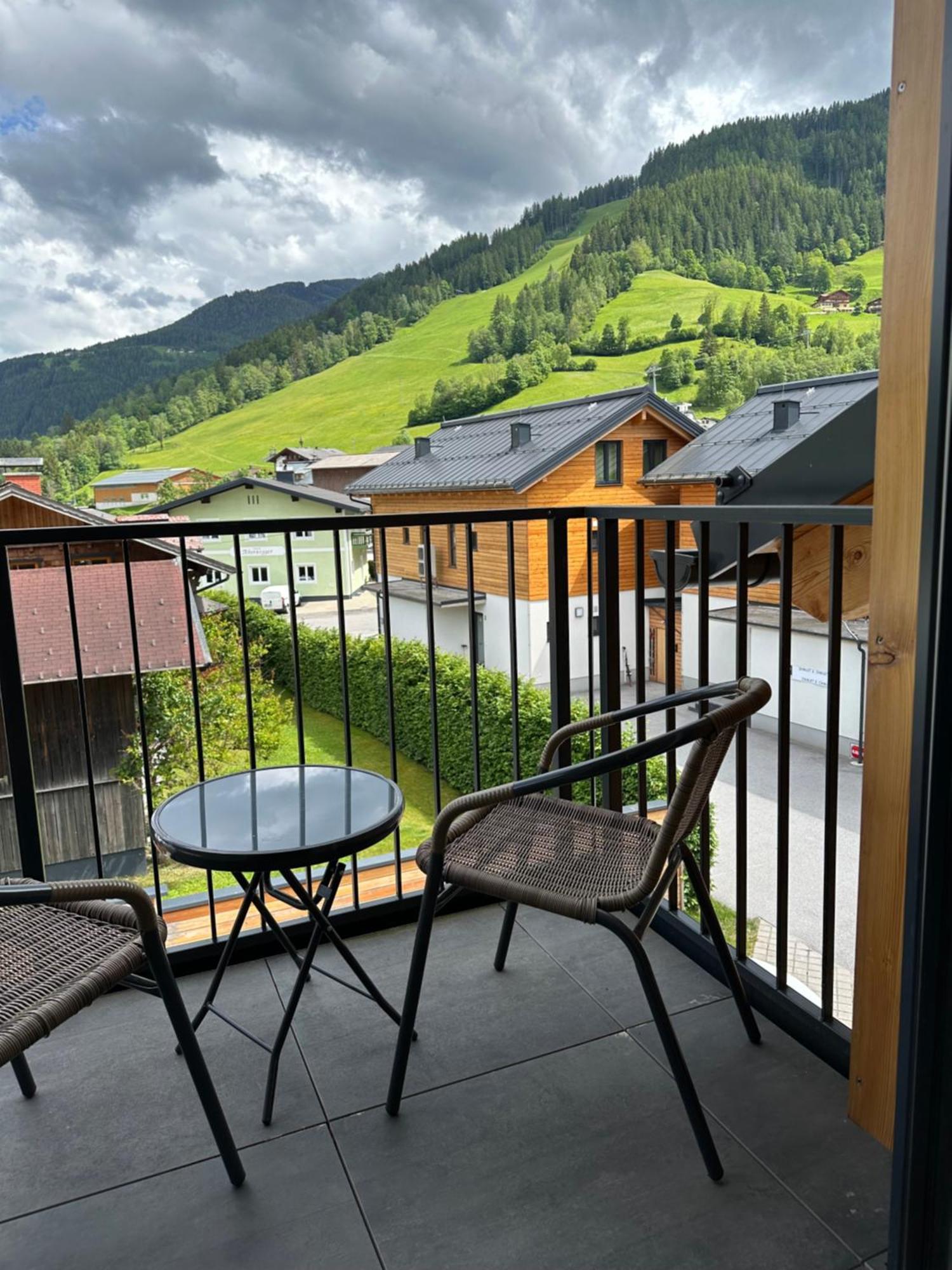 Appartements By Chalet Reiteralm - Sommercard Included Schladming Exterior photo